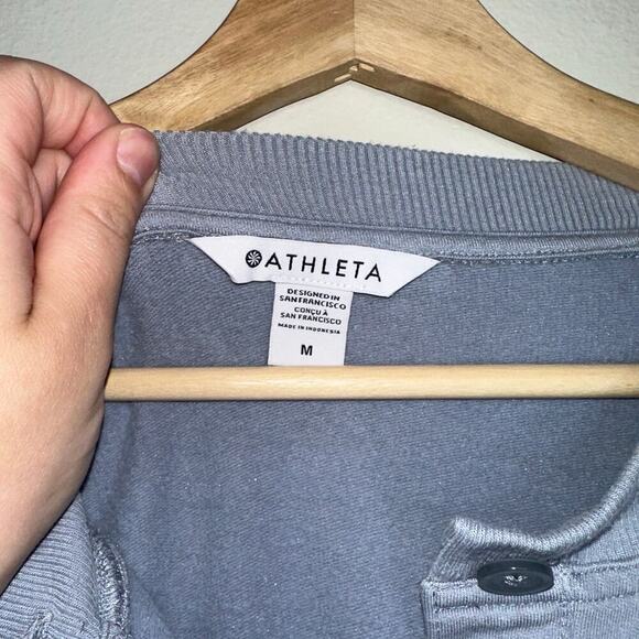 Athleta Balance Henley Sweatshirt Periwinkle Blue/Purple Size Medium - Picture 3 of 5